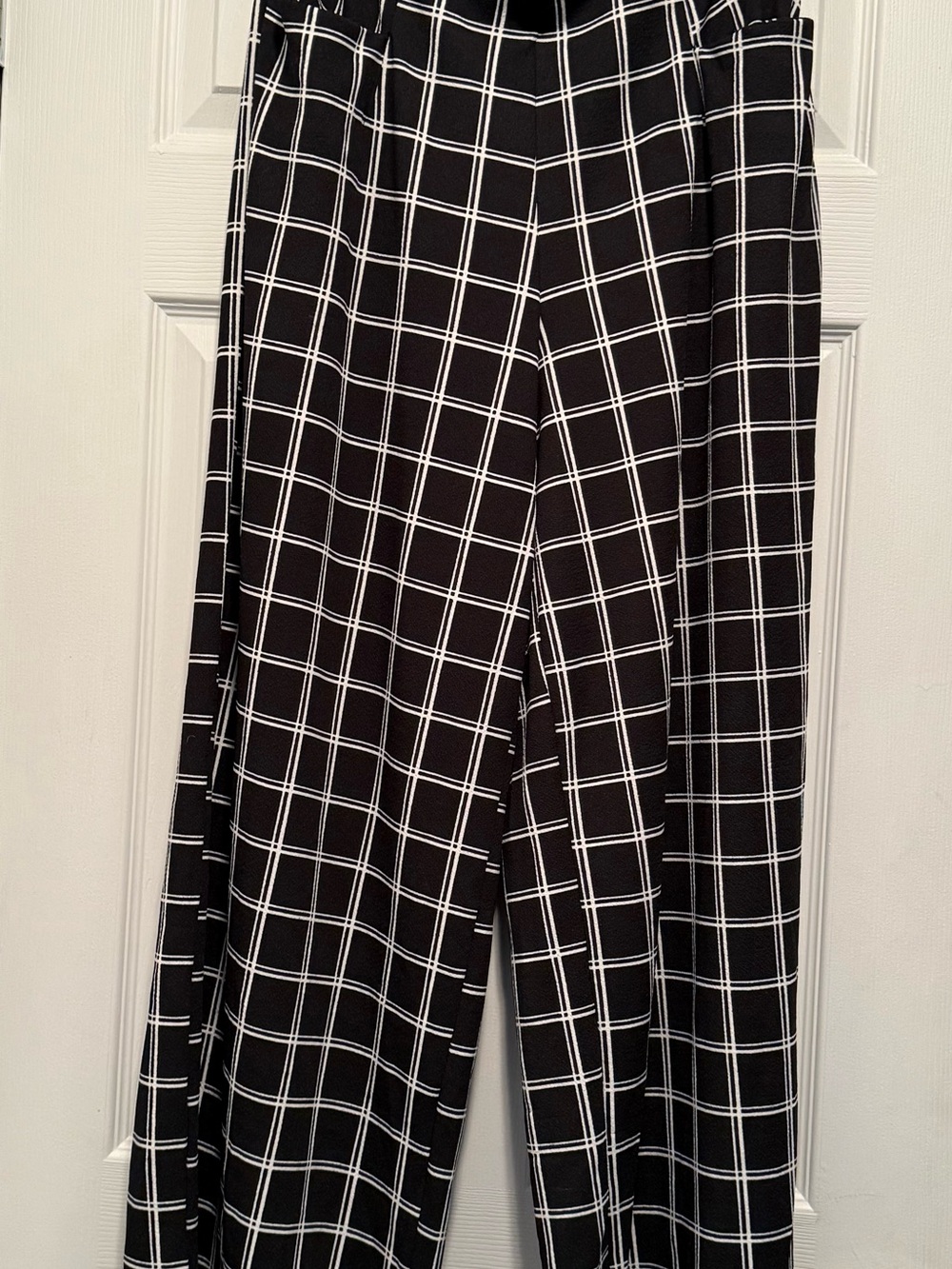 BloomChic Black & White Grid Windowpane Wide-Leg Pants